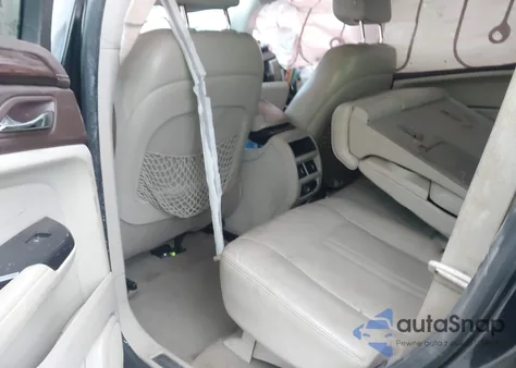 2013 Cadillac Srx Luxury Collection z USA, uszkodzony, nr VIN 3GYFNCE35DS571976